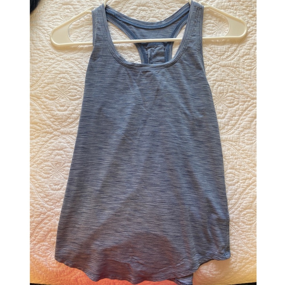 NEW Lululemon love pleated tank top size 2!!